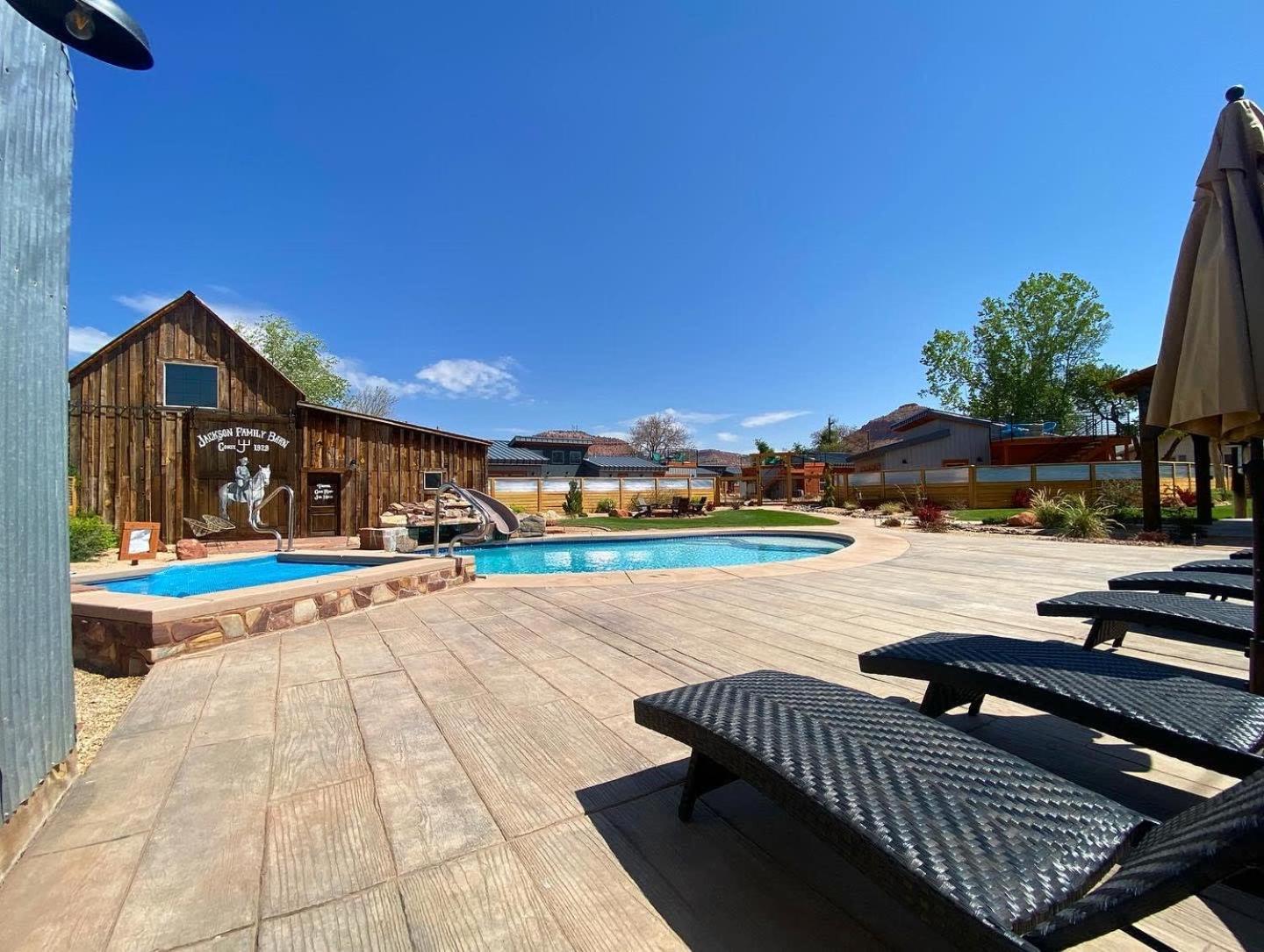 Timber & Tin G 2Bed 2Bath W Pool & Rooftop Deck Kanab Exterior photo