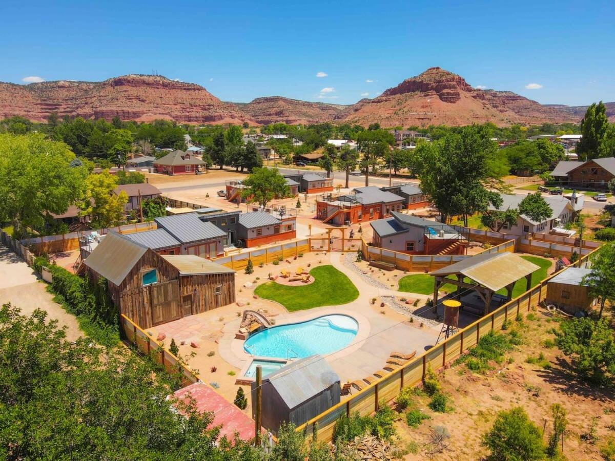 Timber & Tin G 2Bed 2Bath W Pool & Rooftop Deck Kanab Exterior photo